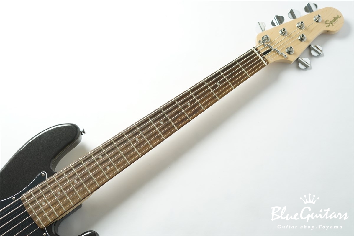 Squier by Fender Affinity Series Jazz Bass VI - Black