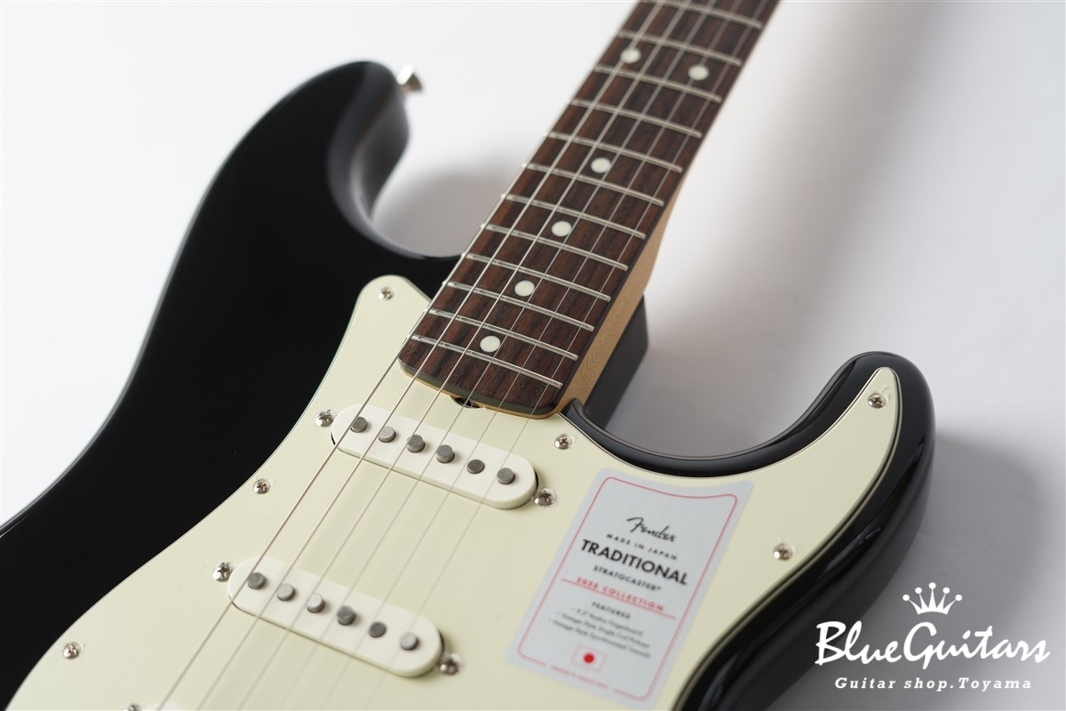 Made in Japan Traditional 2025 Collection ’60s Stratocaster - Competition Black / 3-Color Sunburst