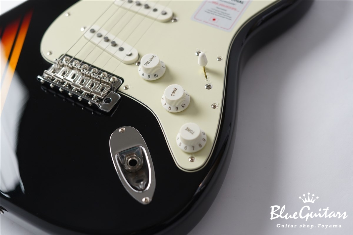 Made in Japan Traditional 2025 Collection ’60s Stratocaster - Competition Black / 3-Color Sunburst