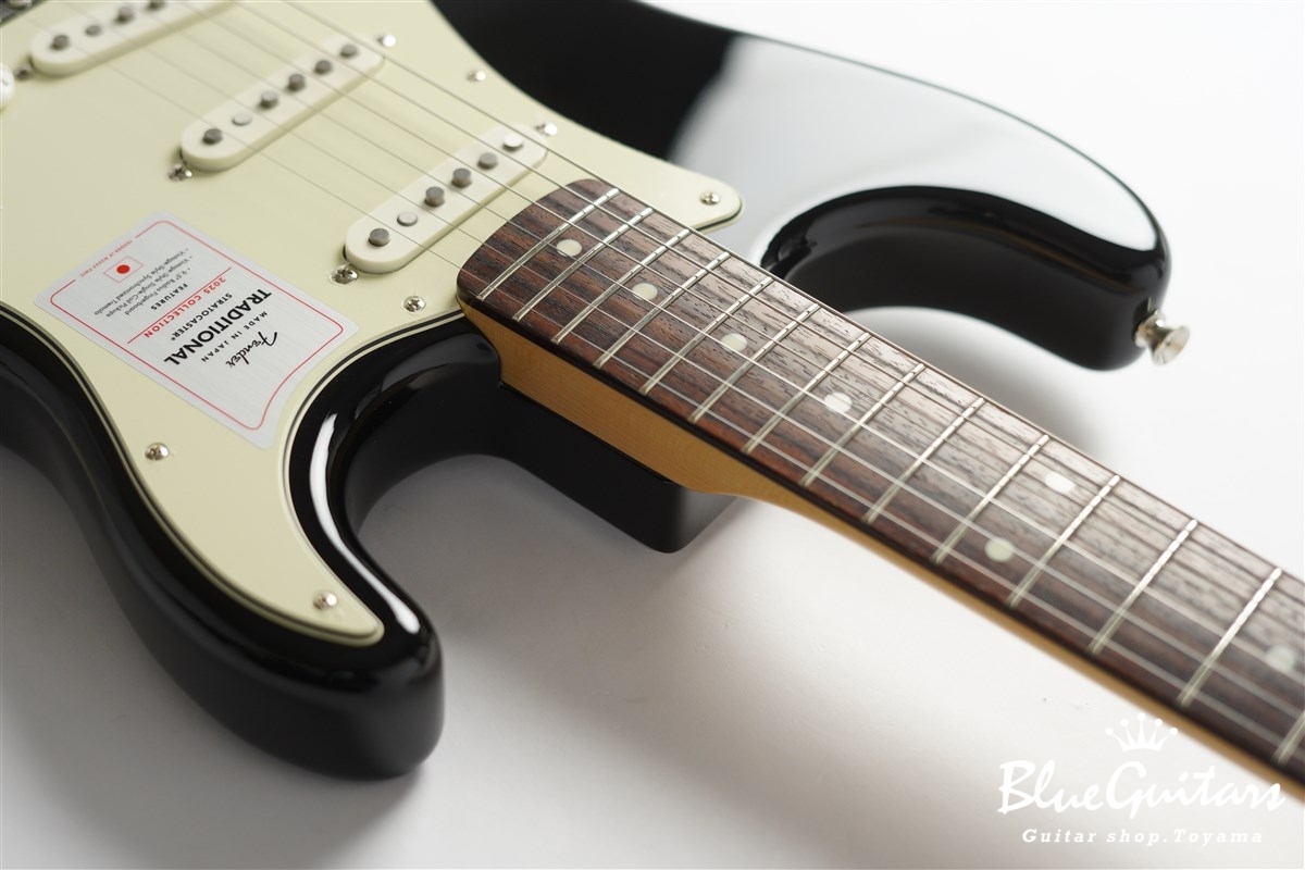 Made in Japan Traditional 2025 Collection ’60s Stratocaster - Competition Black / 3-Color Sunburst