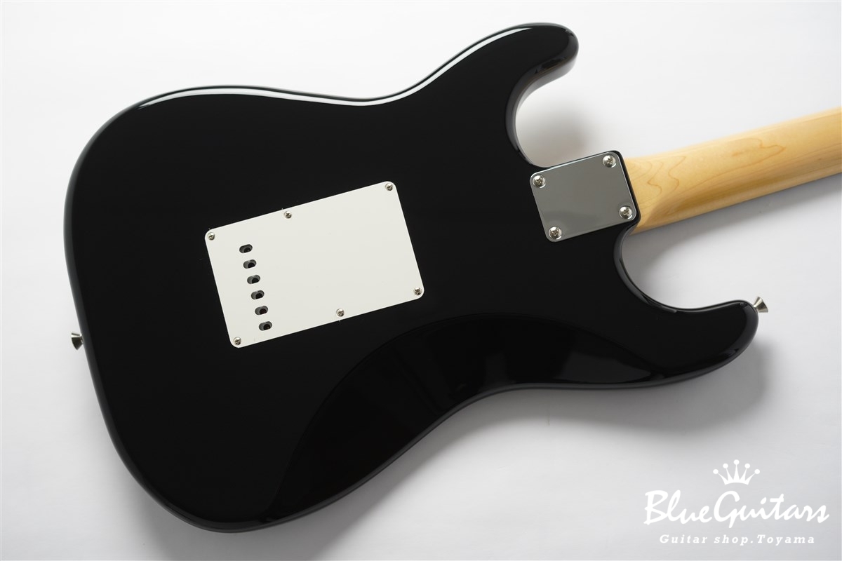 Made in Japan Traditional 2025 Collection ’60s Stratocaster - Competition Black / 3-Color Sunburst