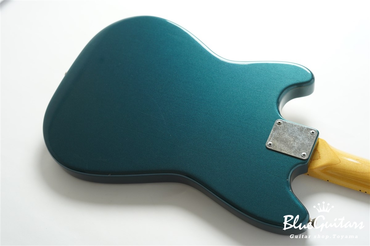 IRIS Plain #231 Light Aged - Mercedes Blue