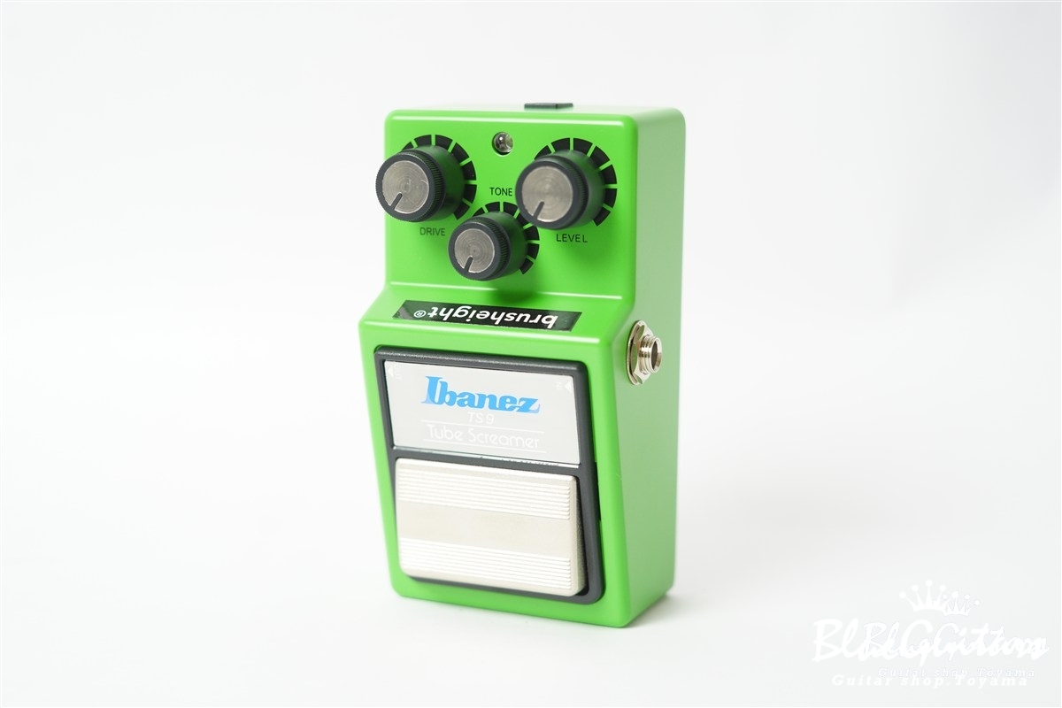 Brush eight Ibanez Tube Screamer TS9 