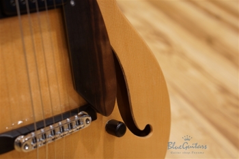 Arcus Thinbody Archtop - Nature