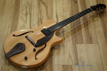 Arcus Thinbody Archtop - Nature