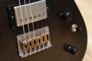 Cirrus Curved Top - Sumi