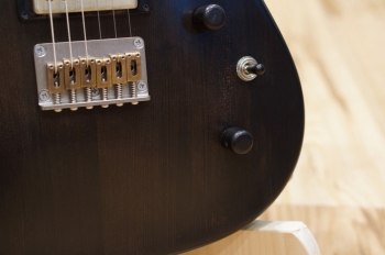 Cirrus Curved Top - Sumi