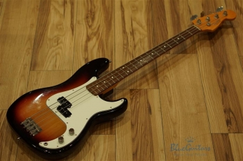 American Vintage 62 Precision Bass - 3CS