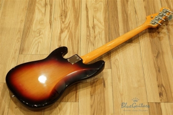 American Vintage 62 Precision Bass - 3CS