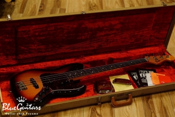 1999年製 American Vintage 1962 Jazz Bass 3Knobs - 3 Color Sunburst