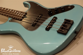 Vibe Standard-4 #015 - Iceblue Metallic