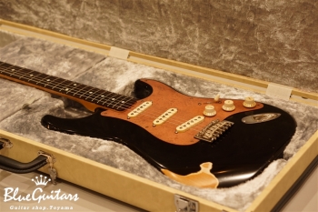 Model S. #005 Medium Aged - Black with Copper Pink