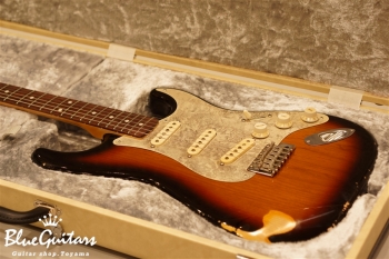 Model S. #004 Medium Aged - 3Tone Sunburst with Antique Silver