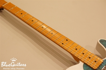 Model T. #002 Light Aged - White Blonde with Orii Blue