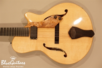 Arcus Thinbody Archtop - Amber Nature
