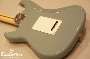 American Professional Stratocaster - Sonic Gray