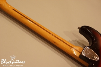 1975年製 Stratocaster Hard Tail - Sunburst