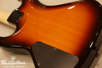 Vibe-4 #014 - 3 Tone Sunburst