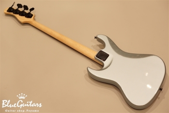 Vibe Standard-4 #023 - Vintage Iceblue Metallic