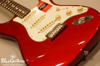 American Professional Stratocaster - Candy Apple Red