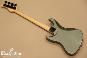 Vibe Standard-4 Model - Sage Green Metallic