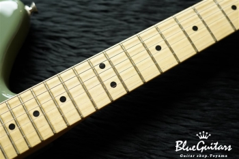 American Professional Jaguar - Antique Olive