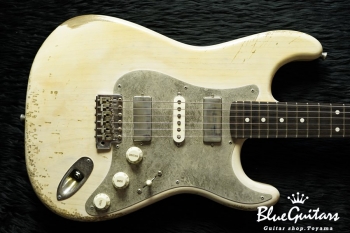 Model S. #043 Heavy Aged - White Blonde with Antique Silver