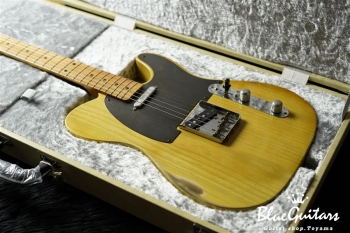 Model T. #037 Light Aged - Butterscotch Blonde with Black