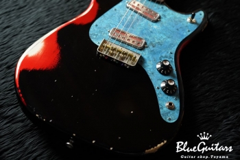 IRIS #041 - Black over Candy Apple Red