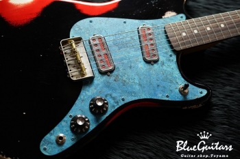 IRIS #041 - Black over Candy Apple Red