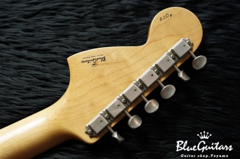 IRIS #027 - Metallic Blue over 3Tone Sunburst 