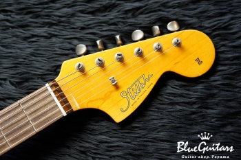 IRIS #026 - Metallic Green over 3Tone Sunburst 