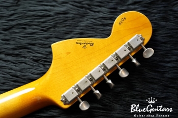 IRIS #026 - Metallic Green over 3Tone Sunburst 