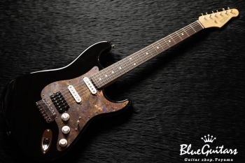 Model S. #028 Light Aged - Black with Copper Red