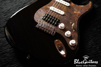 Model S. #028 Light Aged - Black with Copper Red