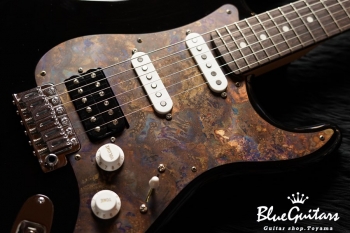 Model S. #028 Light Aged - Black with Copper Red