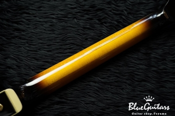 AS153 - Antique Yellow Sunburst