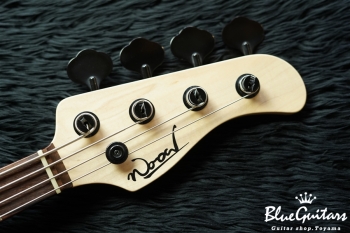 Vibe-4 #014 - 3 Tone Sunburst