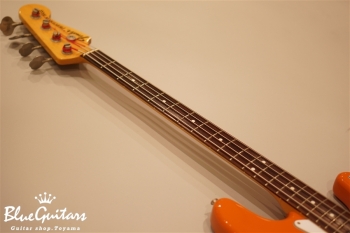 PB70-70US - Capri Orange