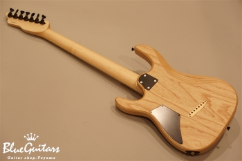 S-724MS - Naked / Black Hardware