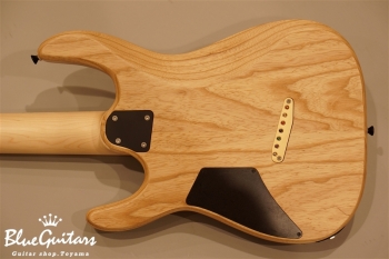 S-724MS - Naked / Black Hardware