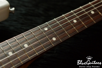 Model S. #019 Light Aged - White Blonde with Orii Blue