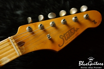 Model S. #017 Light Aged - White Blonde with Orii Blue