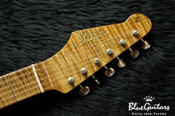 Model S. #047 - Kenji Hiroi Signature Model