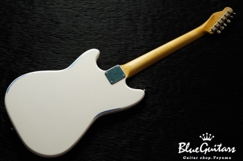 IRIS #051 - Olympic White over LPB