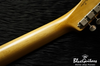 IRIS #051 - Olympic White over LPB