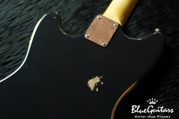 IRIS #054 - Navy over Gold