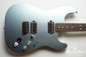 MADE IN JAPAN MODERN STRATOCASTER HH - Mystic Ice Blue
