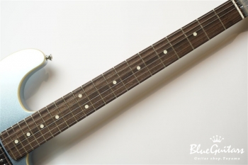 MADE IN JAPAN MODERN STRATOCASTER HH - Mystic Ice Blue