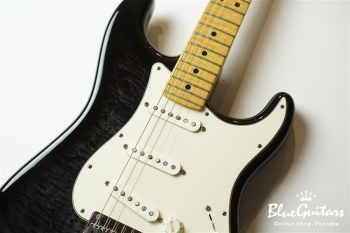 2013 CUSTOM DELUXE STRATOCASTER - Ebony Trans